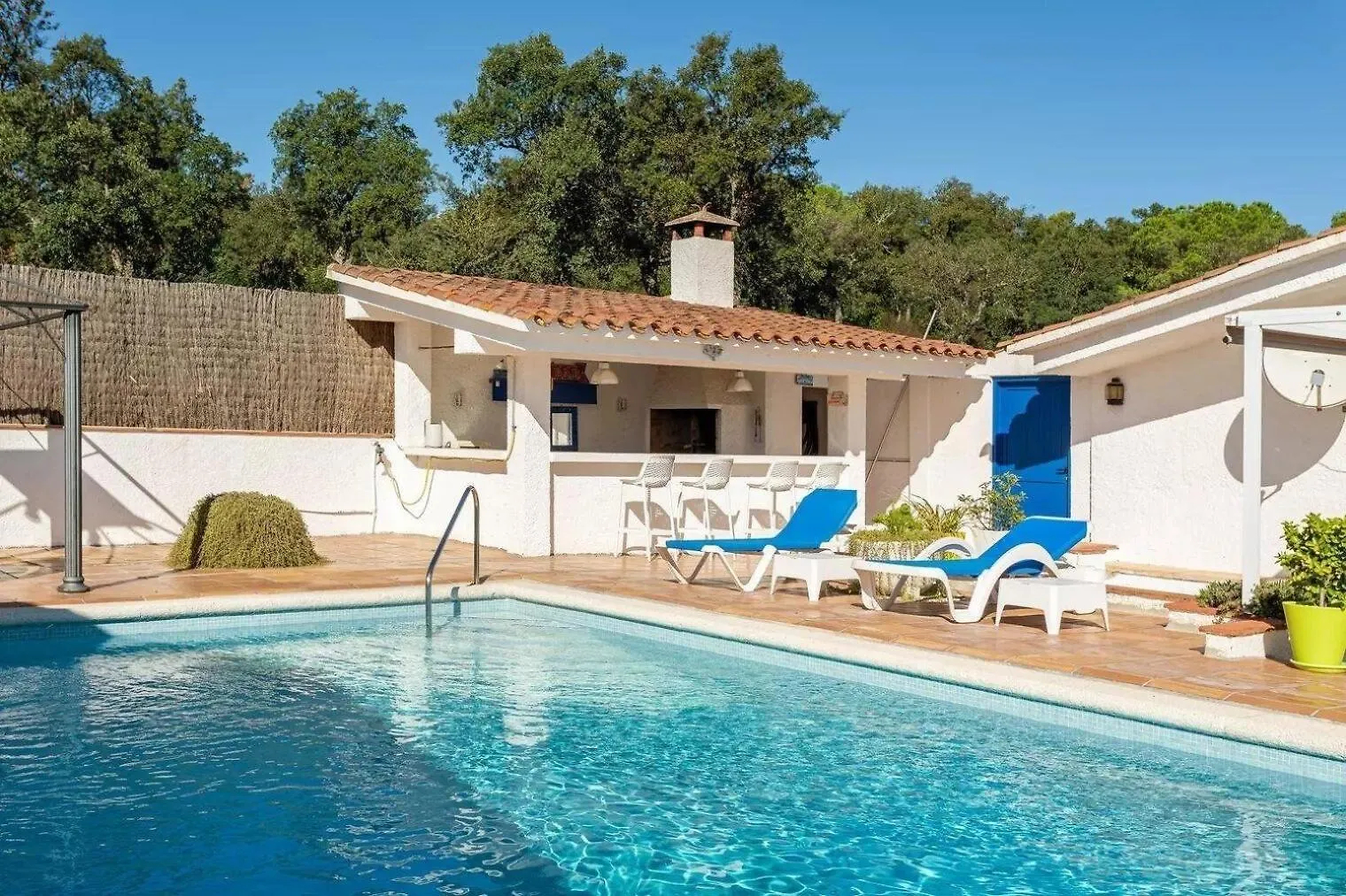Holiday home Ferienhaus Mit 2 Schlafzimmern Und Grossem Pool In Santa Cristina D'Aro