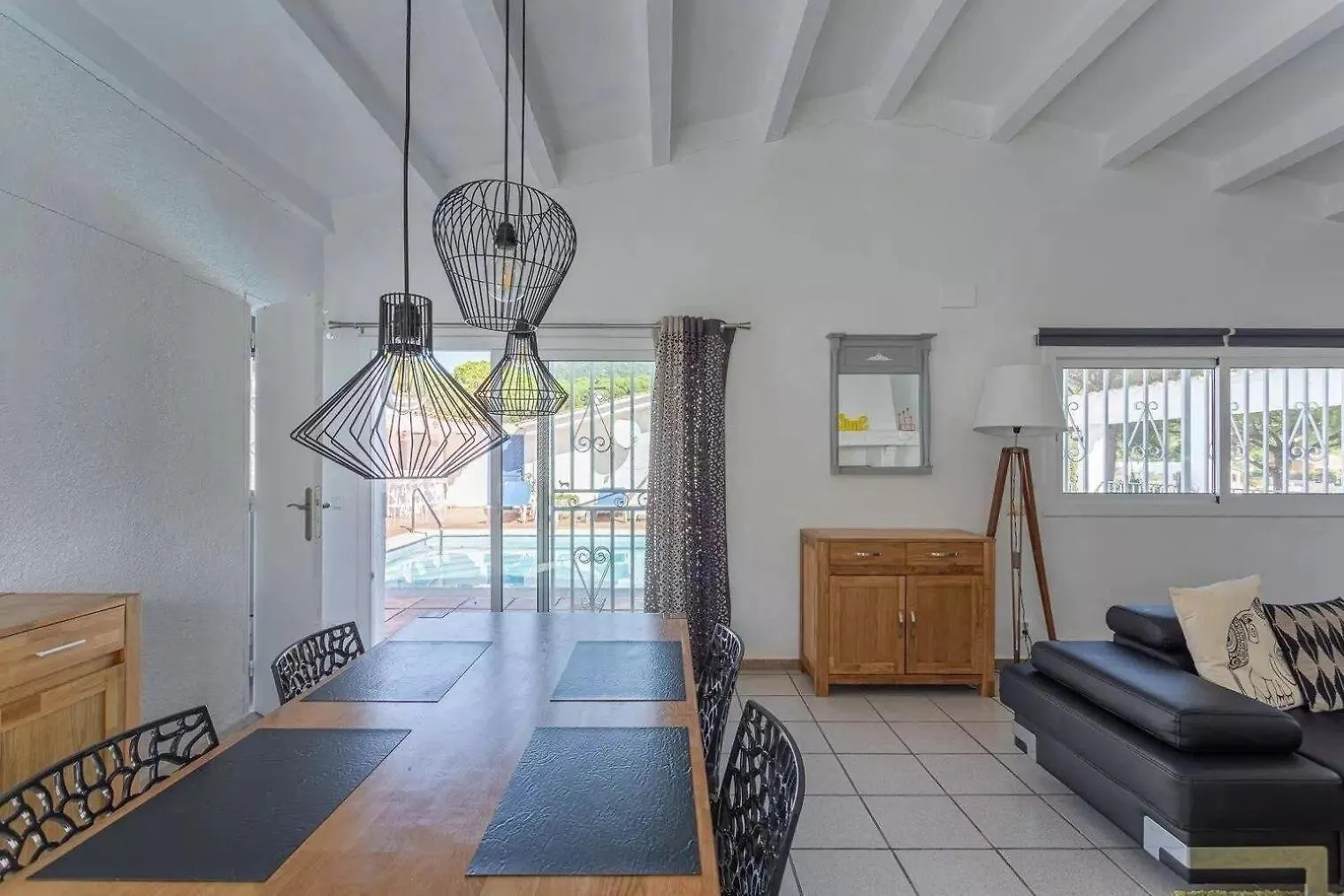 Ferienhaus Mit 2 Schlafzimmern Und Grossem Pool In Santa Cristina D'Aro