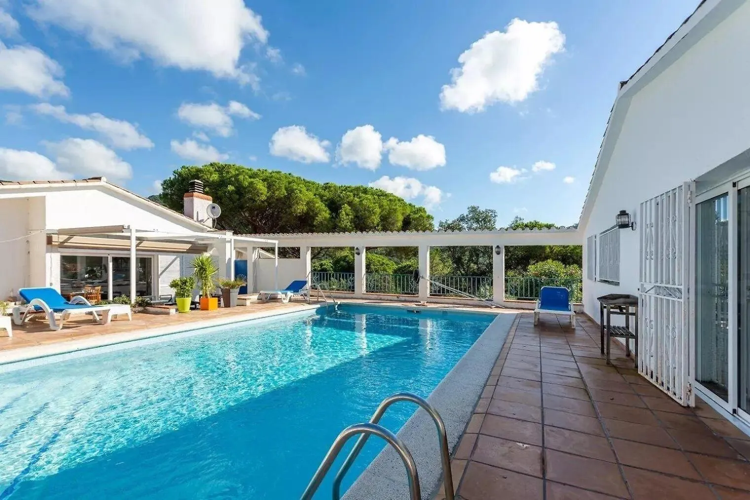 Ferienhaus Mit 2 Schlafzimmern Und Grossem Pool In Santa Cristina D'Aro Spain